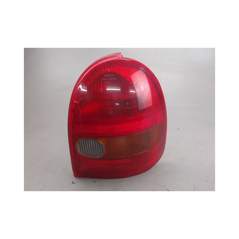 FEU ARRIERE DROIT OPEL CORSA