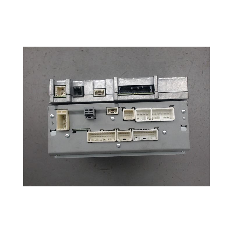 AUTORADIO TOYOTA AURIS