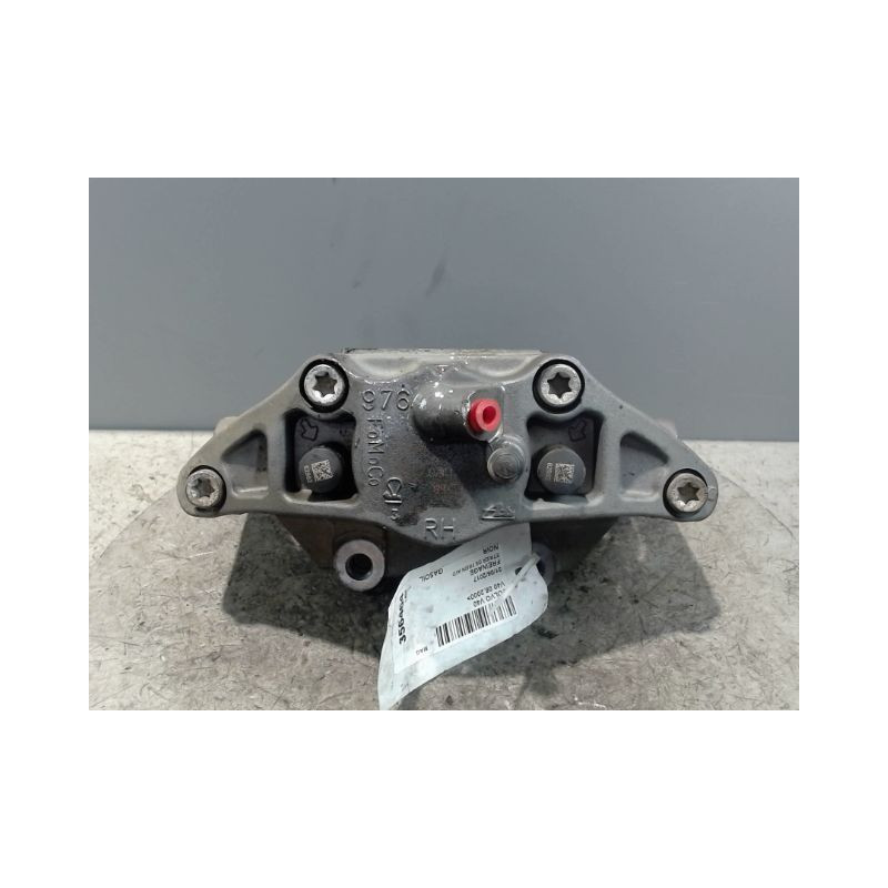 ETRIER DE FREIN AVANT DROIT VOLVO V40 2000-