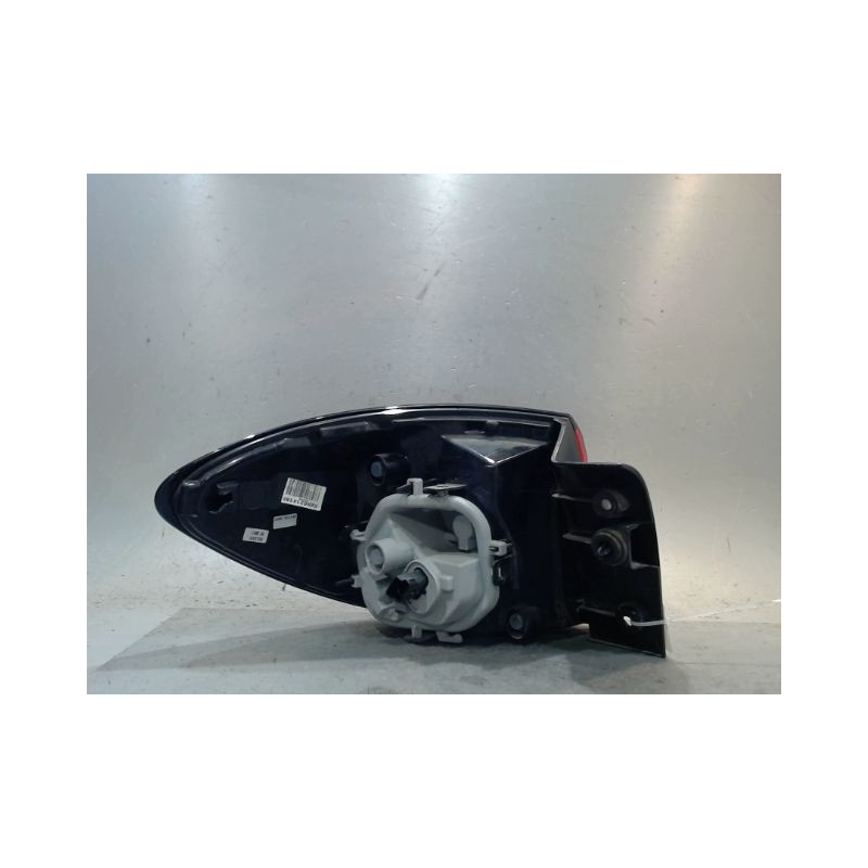 FEU ARRIERE DROIT RENAULT CAPTUR