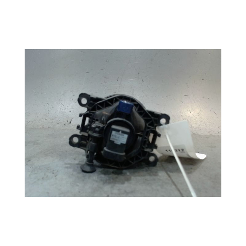 PHARE ANTIBROUILLARD AVANT DROIT RENAULT MEGANE
