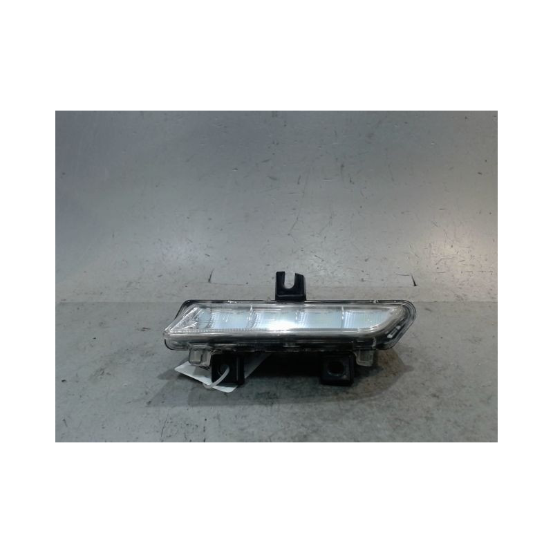 FEUX POSITION GAUCHE RENAULT CLIO