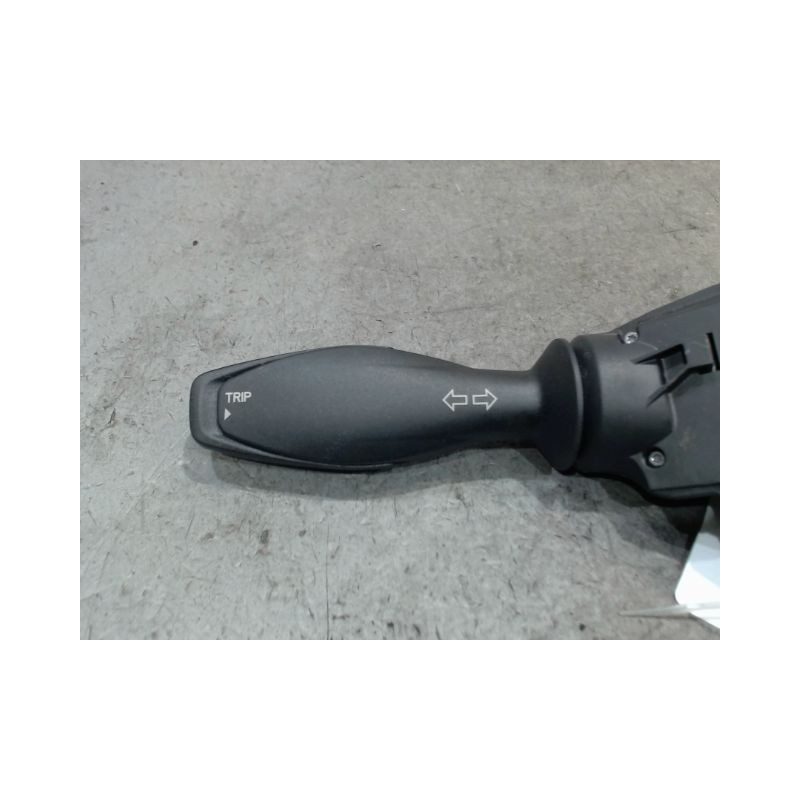 COMMANDE CLIGNOTANT FORD FIESTA