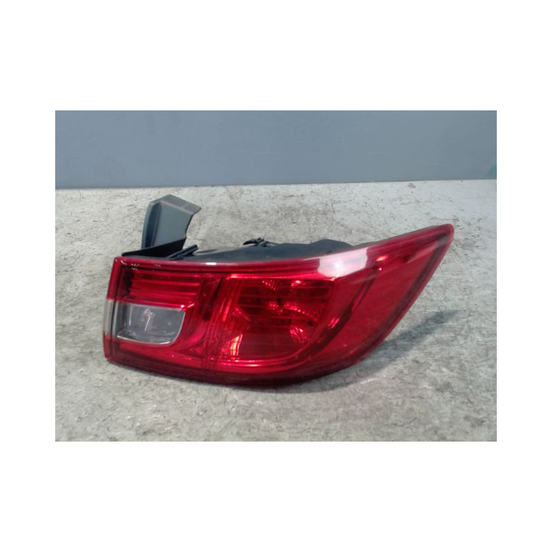 FEU ARRIERE DROIT RENAULT CLIO IV