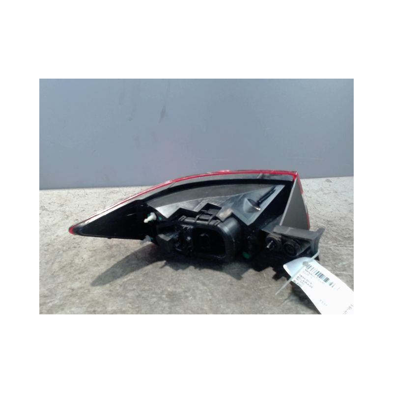 FEU ARRIERE DROIT RENAULT CLIO IV