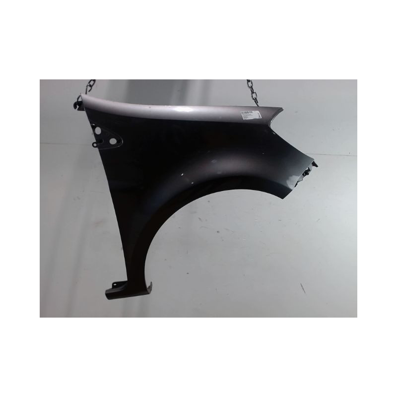 AILE AVANT DROIT RENAULT CLIO III 2009-