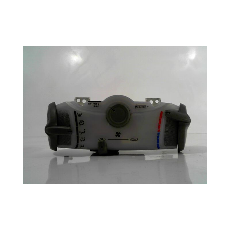 COMMANDE DE CHAUFFAGE TOYOTA AYGO 3P
