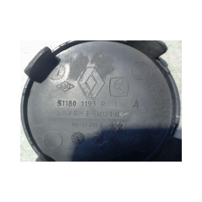 OBTURATEUR COUVRE CROCHET DE BOUCLIER AV DACIA LODGY