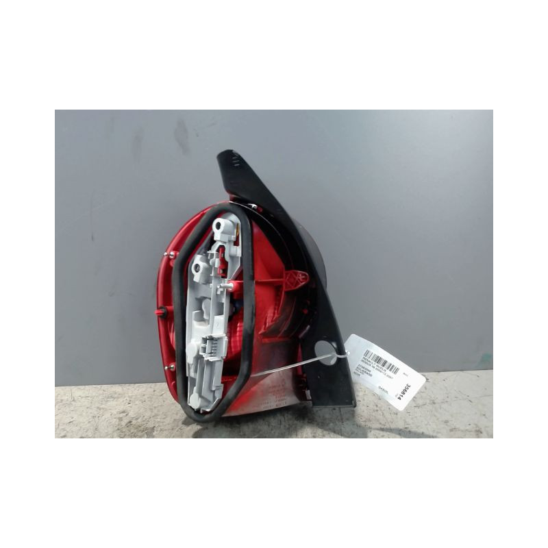 FEU ARRIERE DROIT RENAULT MODUS 2004-2007