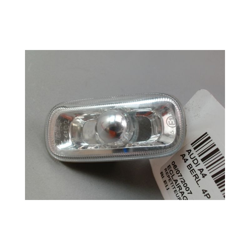 REPETITEUR AILE DROIT AUDI A4 BERL. II Phase 2 2004-2008