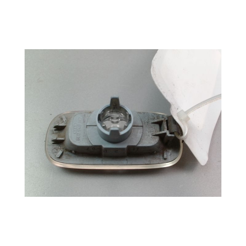 REPETITEUR AILE DROIT AUDI A4 BERL. II Phase 2 2004-2008