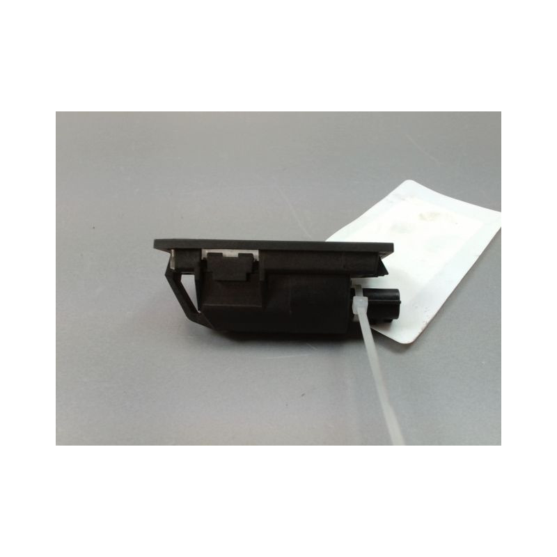 ECLAIREUR PLAQUE DE POLICE GAUCHE RENAULT MEGANE IV PHASE 1 2015-