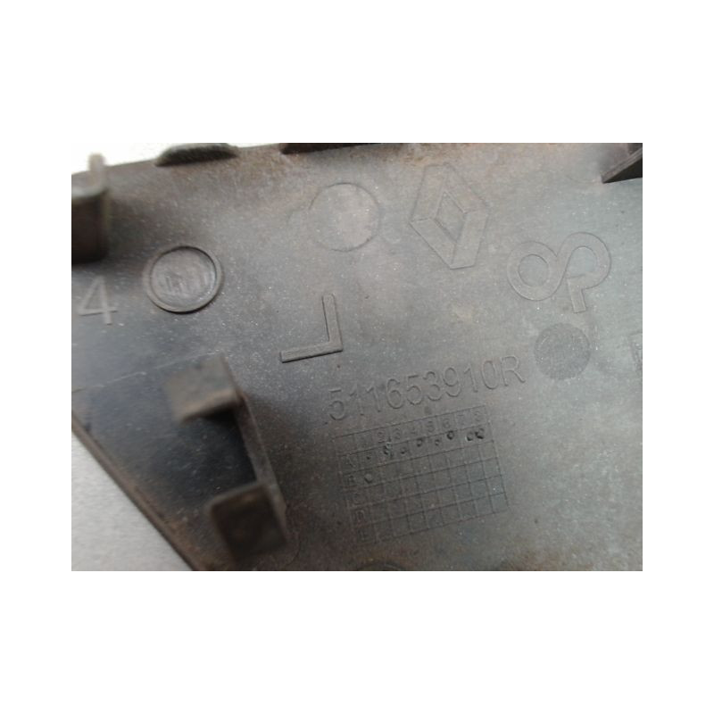 OBTURATEUR COUVRE CROCHET DE BOUCLIER AR RENAULT MEGANE IV PHASE 1 2015-