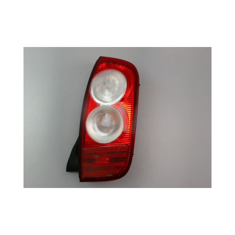 FEU ARRIERE DROIT NISSAN MICRA III Phase 1 2003-2005