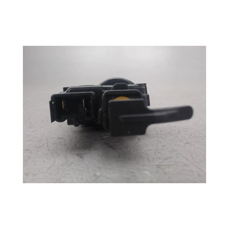 ACTIONNEUR TRAPPE CARBURANT RENAULT MEGANE