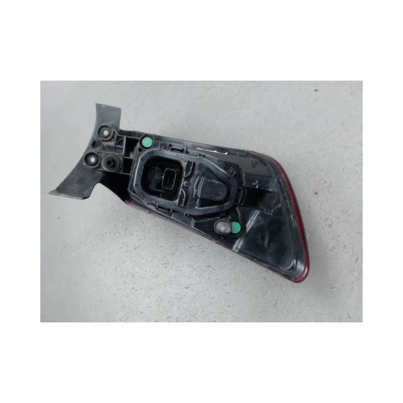 FEU ARRIERE DROIT RENAULT CLIO