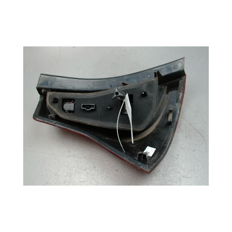FEU ARRIERE DROIT DACIA SANDERO 2008-