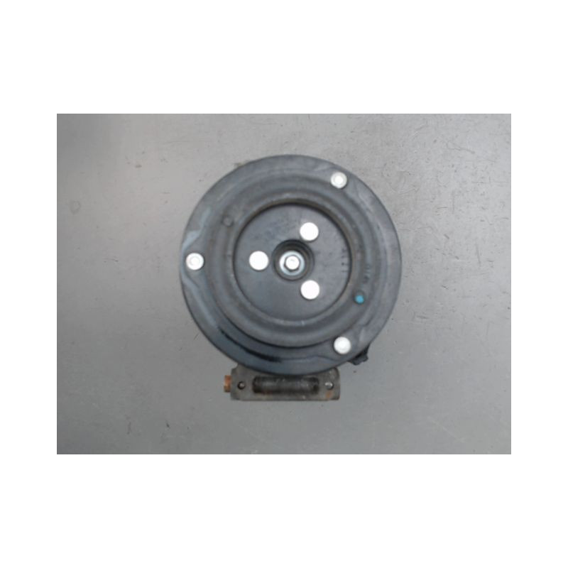 COMPRESSEUR AIR CONDITIONNE FORD FOCUS