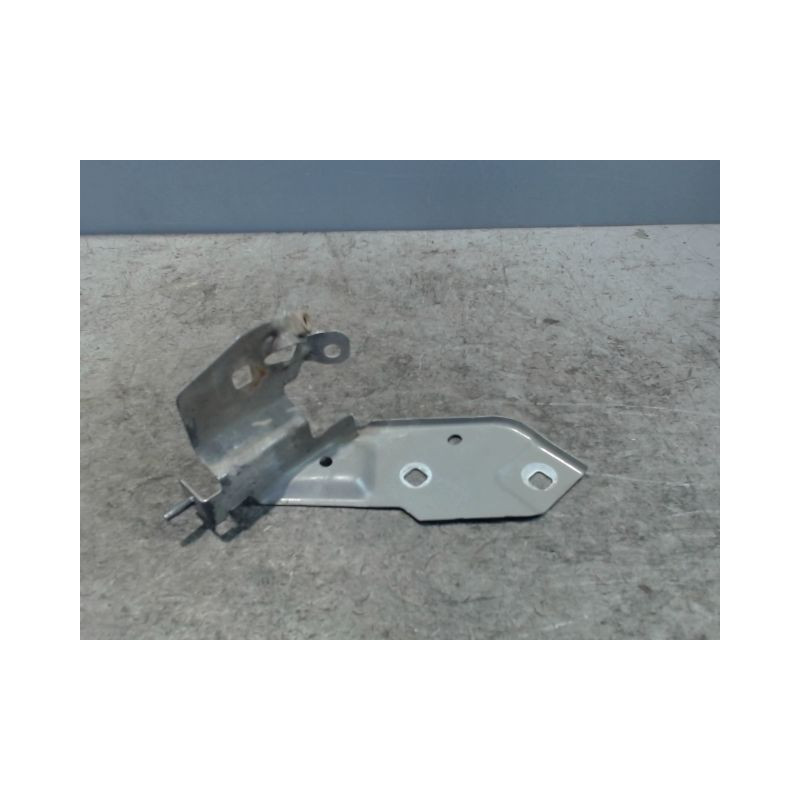 SUPPORT AILE AVD RENAULT CAPTUR