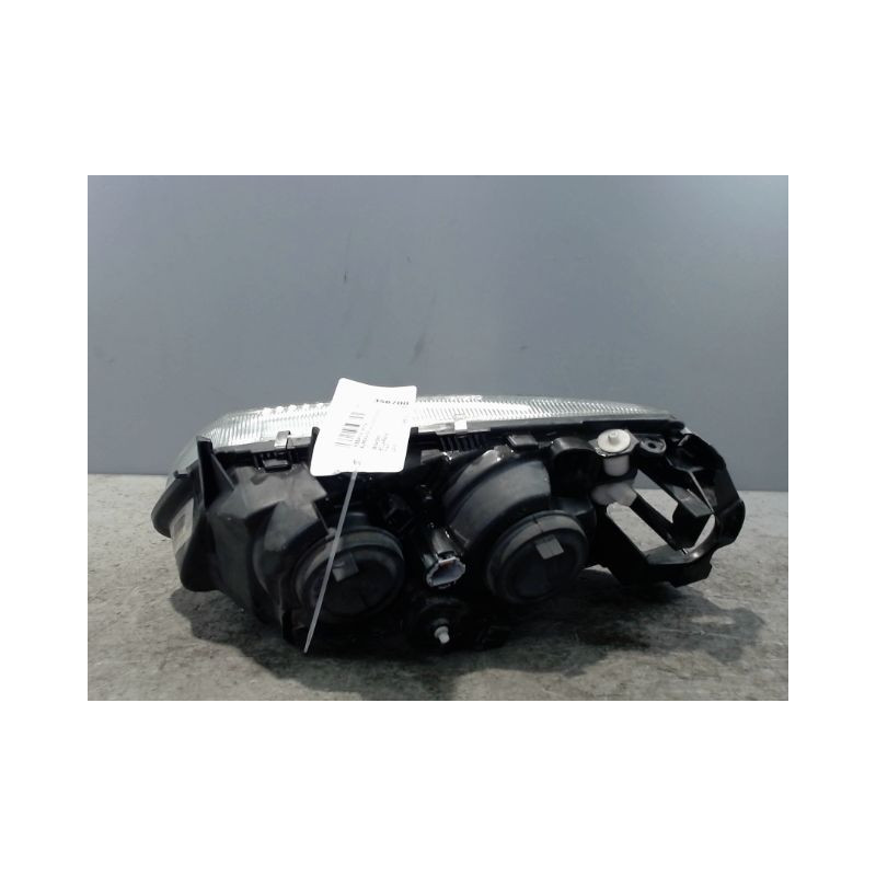 PHARE DROIT NISSAN ALMERA 2000-2002