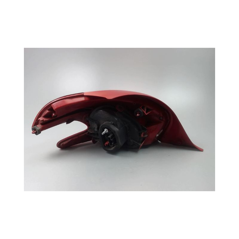 FEU ARRIERE DROIT PEUGEOT 208 Phase 1 2012-...