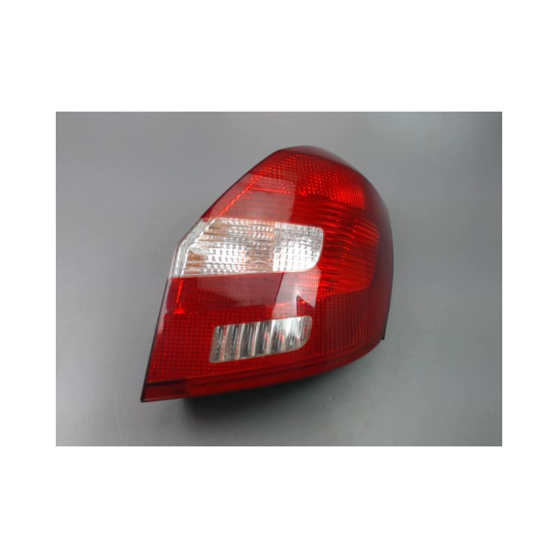 FEU ARRIERE DROIT SKODA FABIA II Phase 1 2007-2010