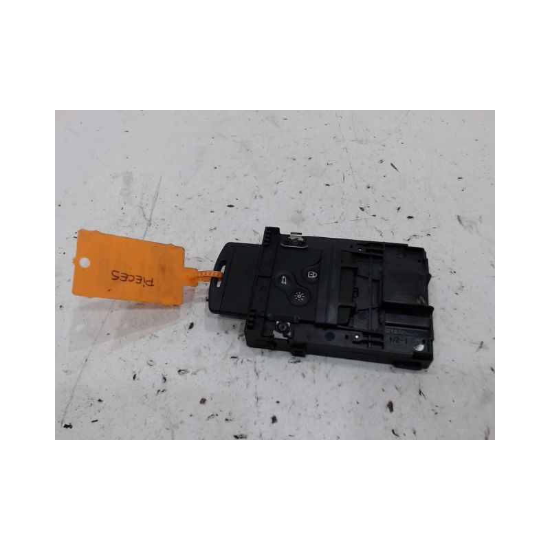 LECTEUR DE CARTE RENAULT MEGANE