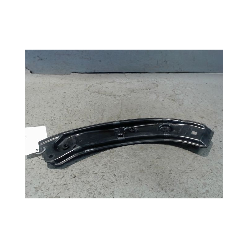 TOLE PORTE PHARE GAUCHE AUDI Q3