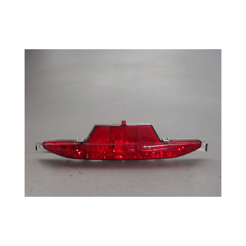 FEU BROUILLARD CENTRAL ARRIERE PEUGEOT 208