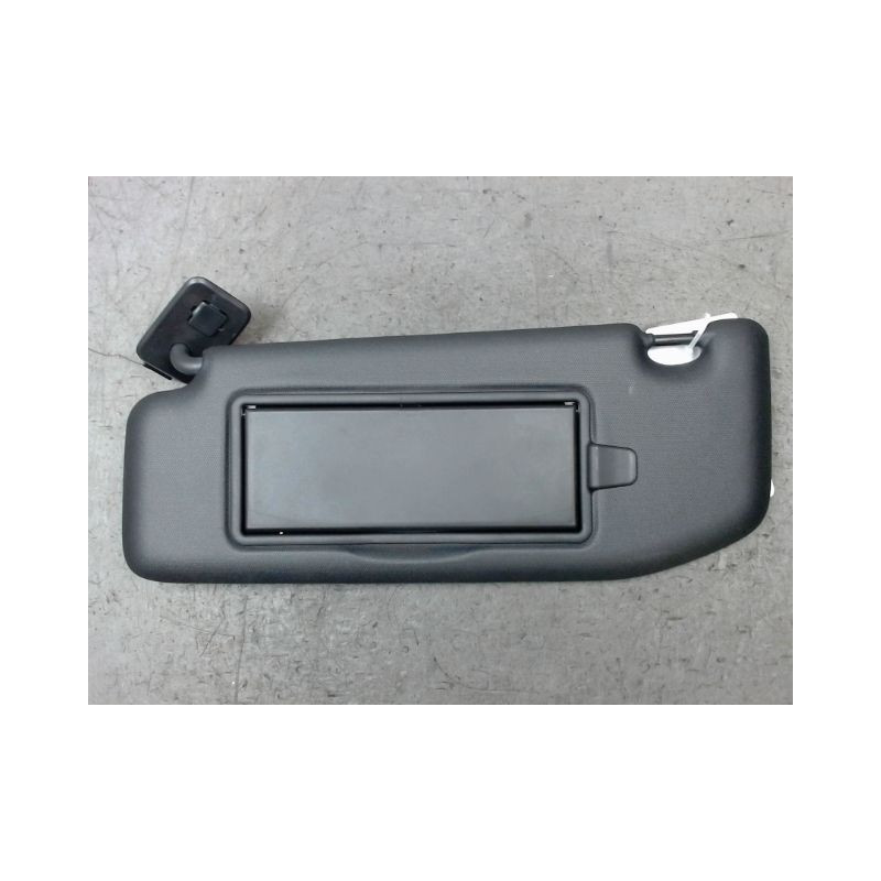 PARE-SOLEIL G PEUGEOT 208