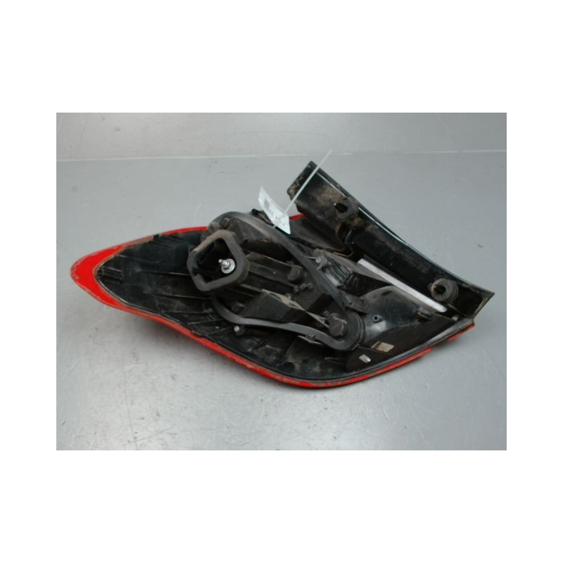 FEU ARRIERE DROIT CITROEN C4 2010-