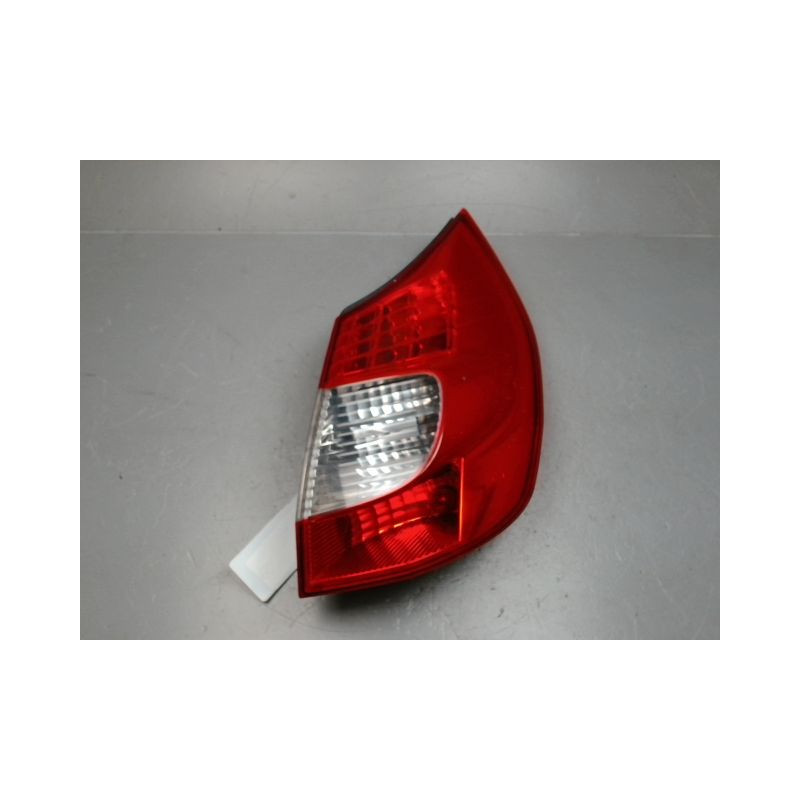 FEU ARRIERE DROIT RENAULT SCENIC II PH2 2006-