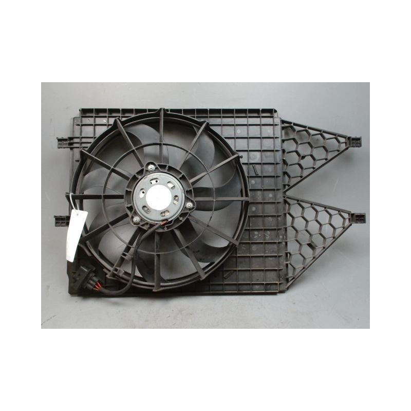 SUPPORT DE VENTILATEUR VOLKSWAGEN POLO 2009-