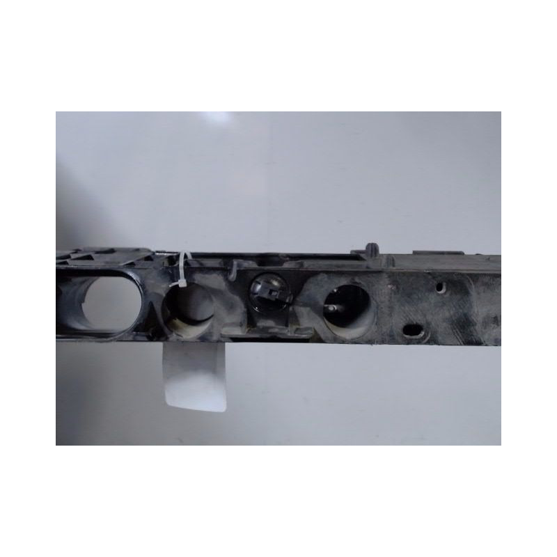 TRAVERSE SUPERIEURE ARMATURE AVANT RENAULT CAPTUR