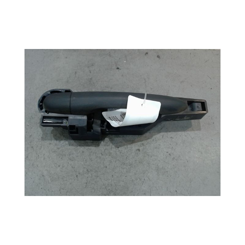 POIGNEE EXTERIEURE PORTE AVANT DROIT RENAULT KANGOO