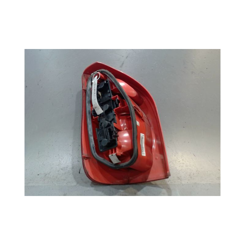 FEU ARRIERE DROIT CITROEN XSARA