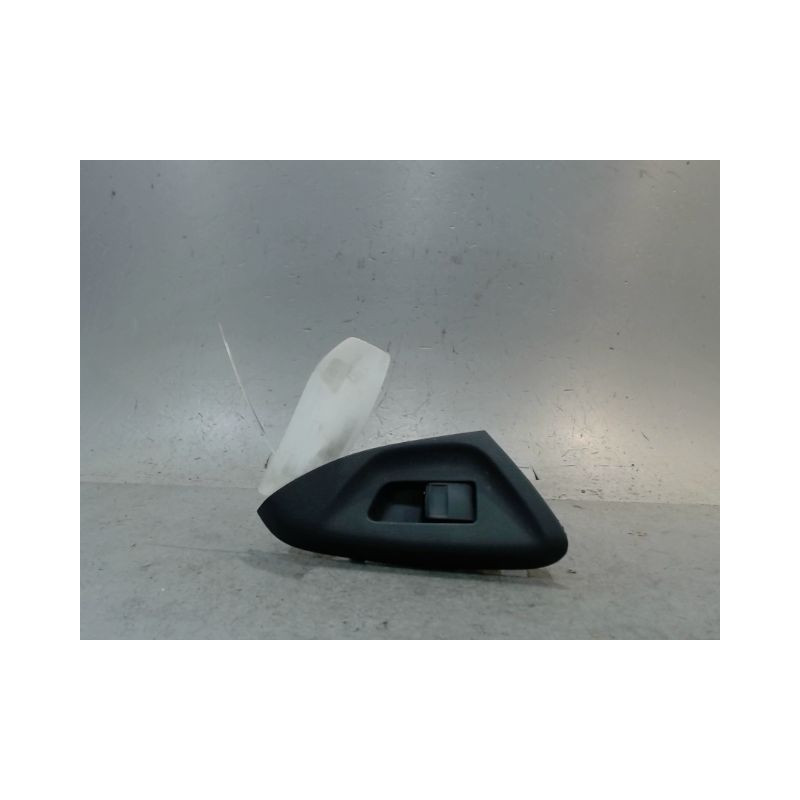 COMMANDE LEVE-GLACE PORTE AVD CITROEN C1