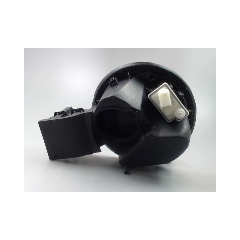 VOLET DE TRAPPE CARBURANT RENAULT CLIO