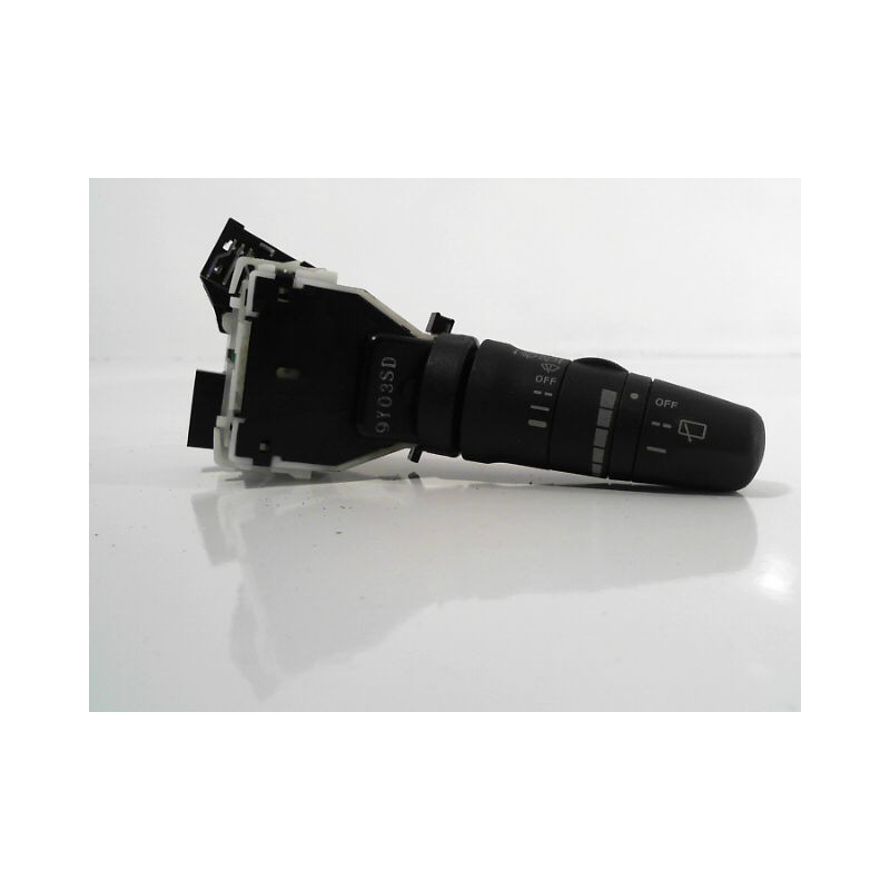 COMMANDE ESSUIE GLACE NISSAN MICRA 2009-