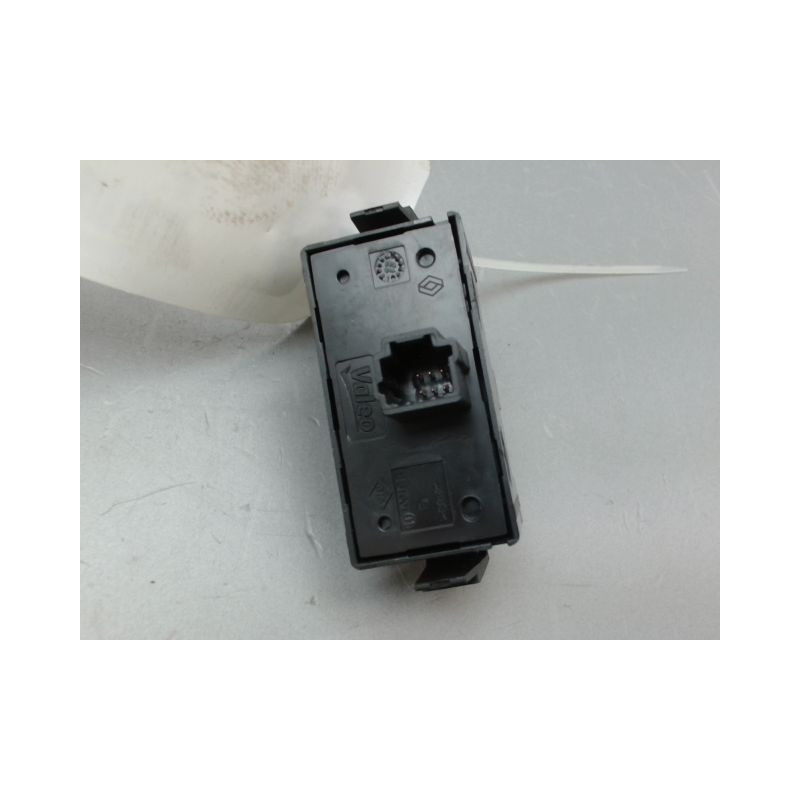 BOUTON DE WARNING DACIA LOGAN MCV 2007-