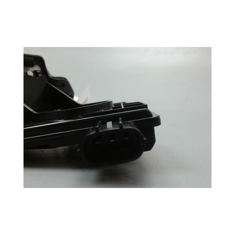 SERRURE HAYON  TOYOTA VERSO 2010-