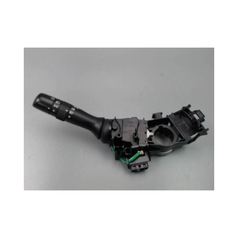 COMMANDE ECLAIRAGE TOYOTA YARIS 2005-