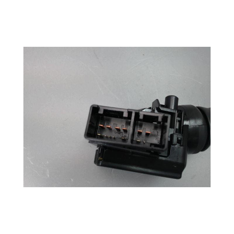 COMMANDE ESSUIE GLACE TOYOTA YARIS 2005-