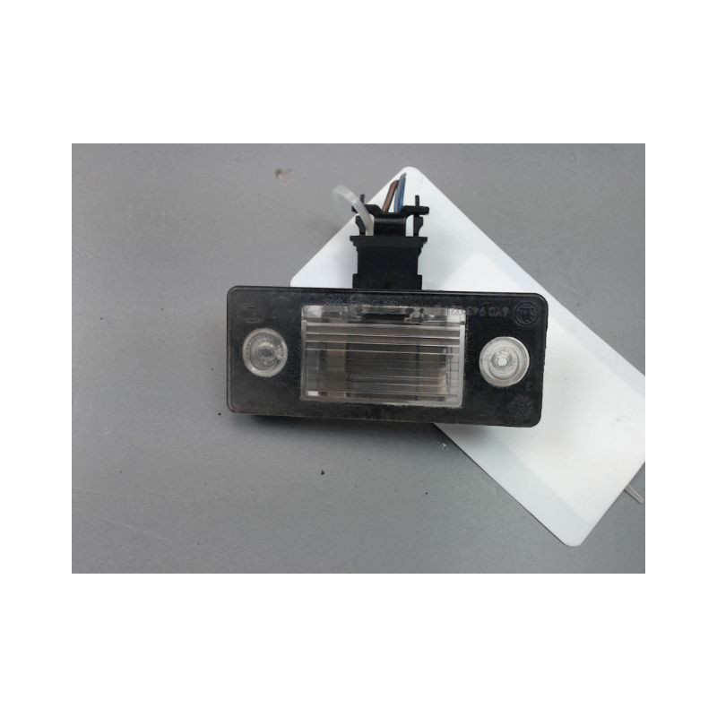 ECLAIREUR PLAQUE DE POLICE GAUCHE SKODA FABIA II Phase 1 2007-2010