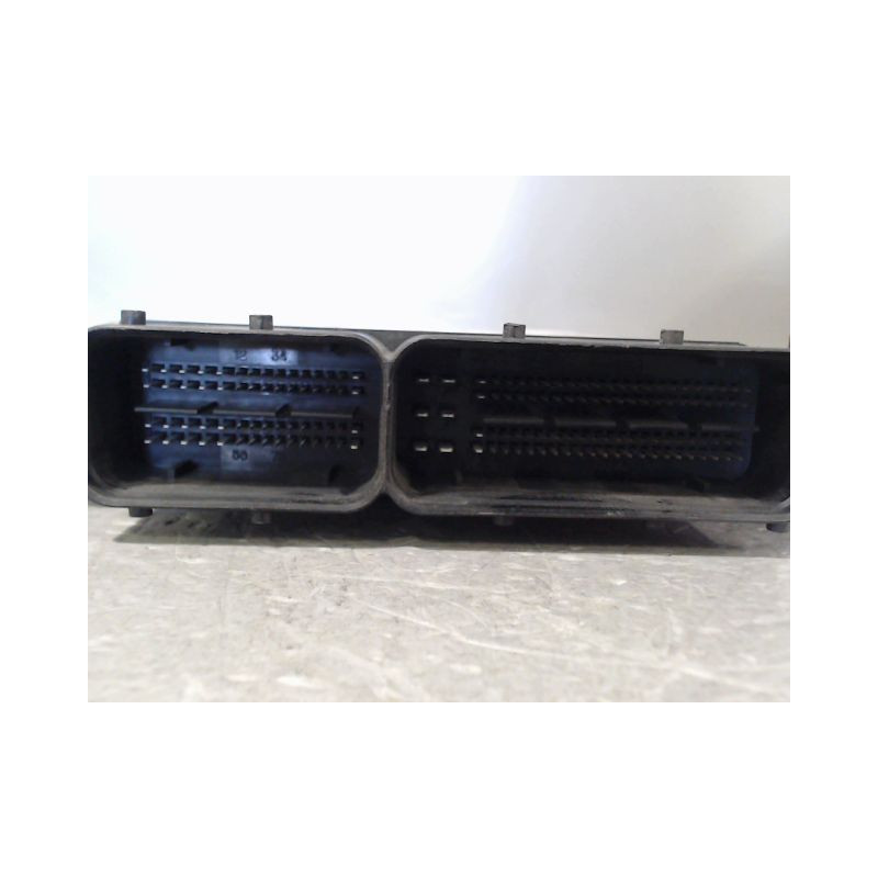 CALCULATEUR MOTEUR HYUNDAI SANTA FE II 06-2010