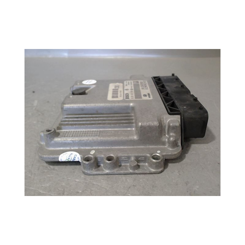 CALCULATEUR MOTEUR HYUNDAI SANTA FE II 06-2010