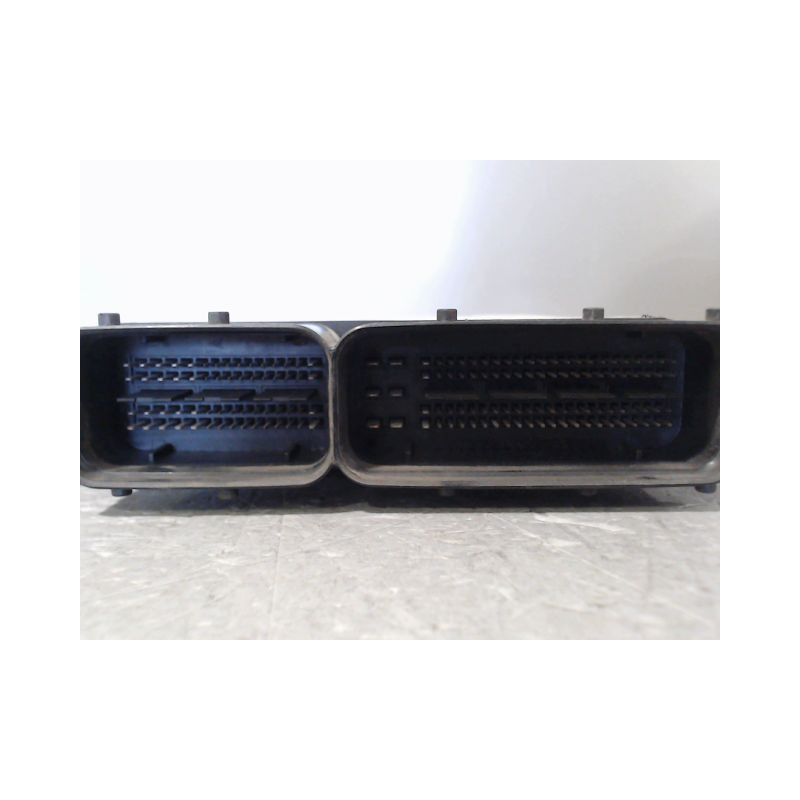 CALCULATEUR MOTEUR VOLKSWAGEN GOLF