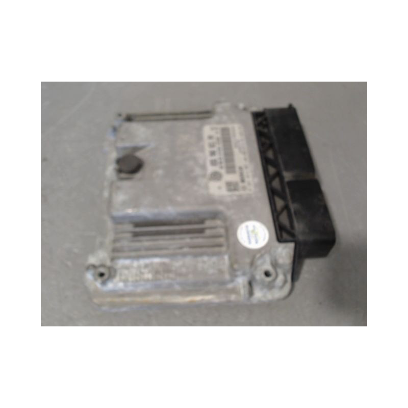 CALCULATEUR MOTEUR VOLKSWAGEN GOLF