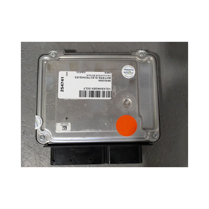 CALCULATEUR MOTEUR VOLKSWAGEN GOLF