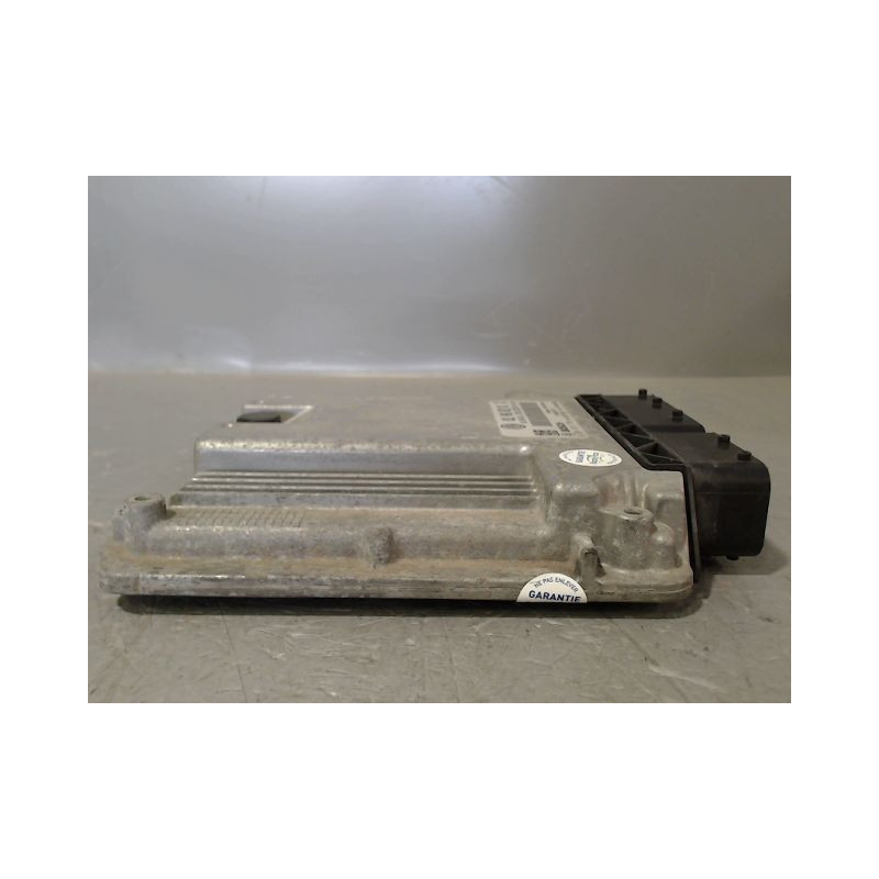 CALCULATEUR MOTEUR VOLKSWAGEN GOLF